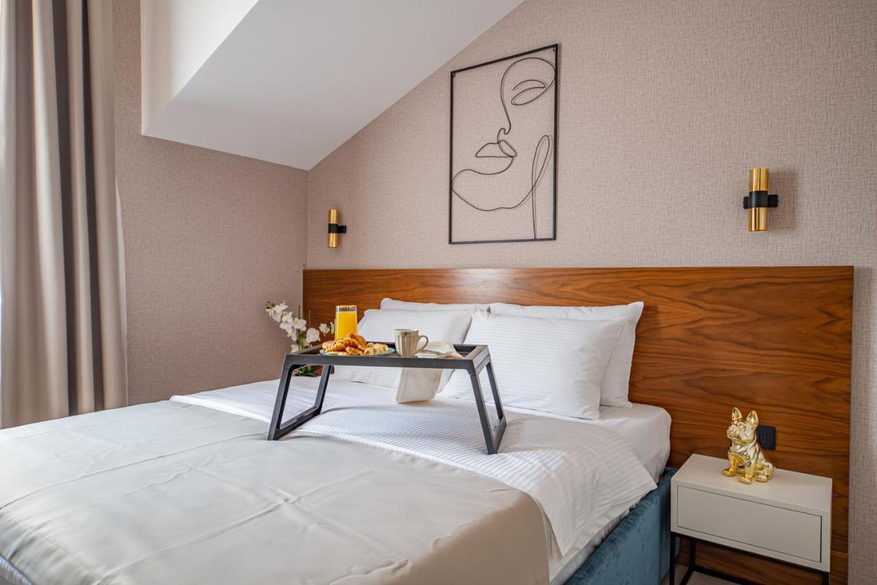 Enyana Luxury Suites Kotor Exterior photo
