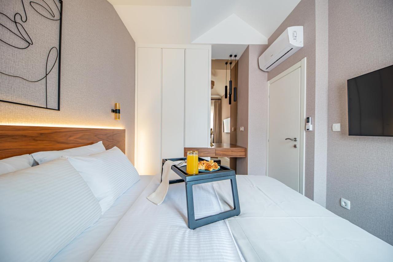 Enyana Luxury Suites Kotor Exterior photo